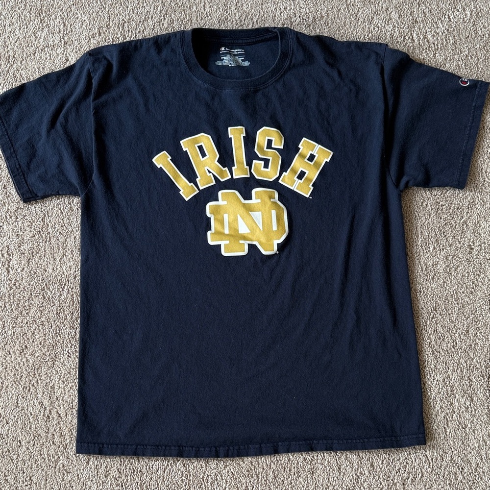 Men’s Large Champion Navy T-Shirt with Gold/white Irish ND (Notre Dame) logo